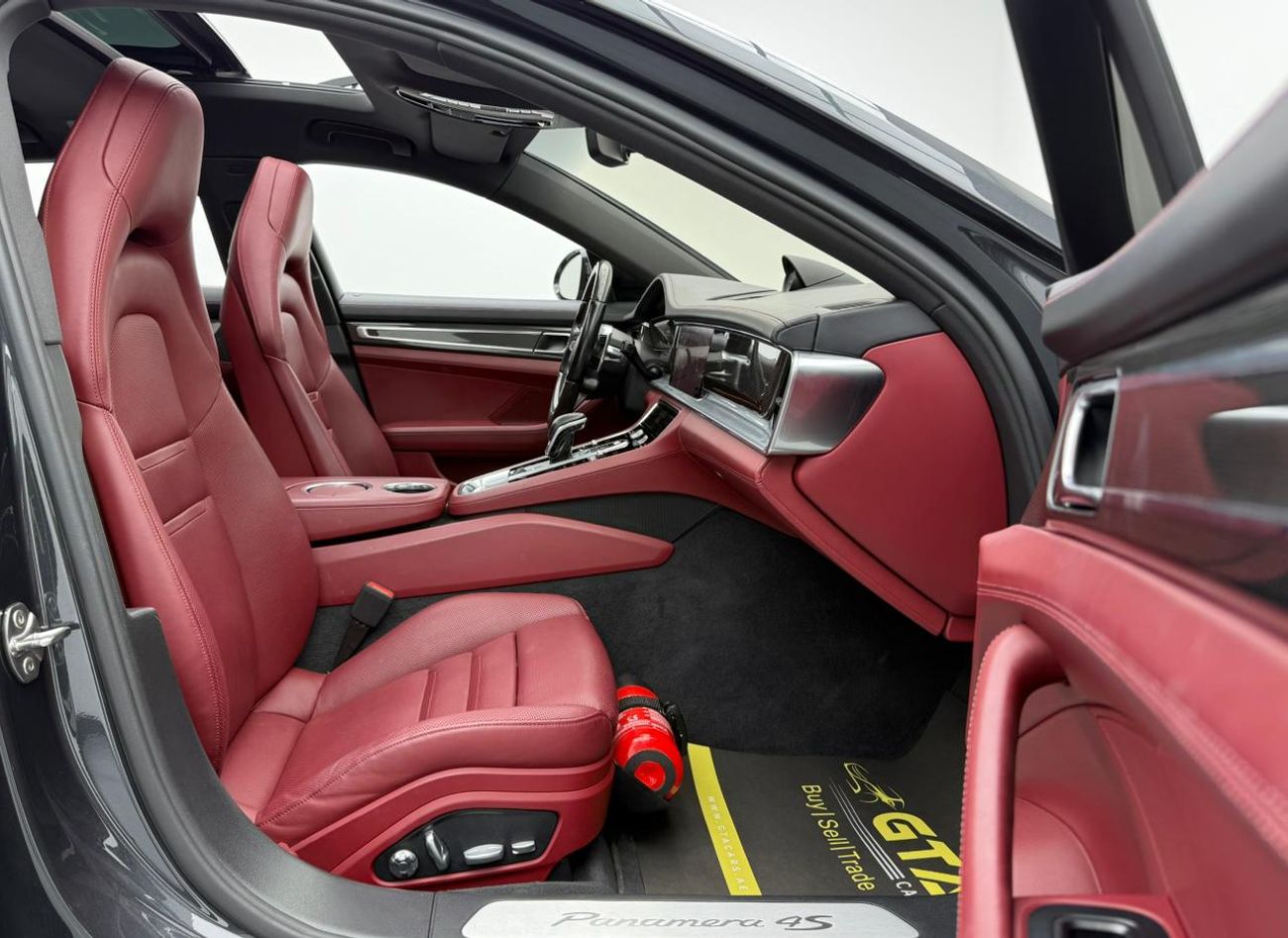 Porsche Panamera 4S Sport Turismo 3.0L (434 HP)