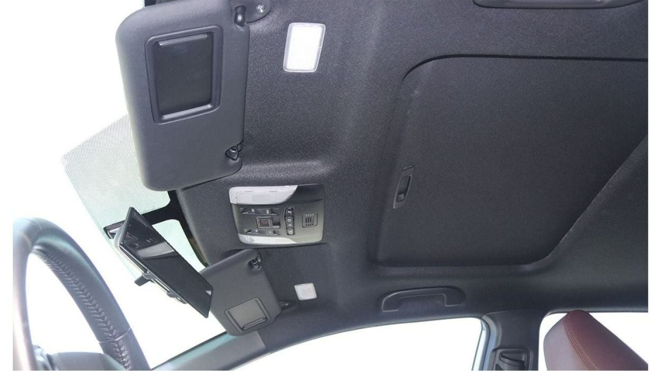 Toyota Corolla Cross SLIGHTLY USED UNDER WARRANTY GCC SPECS