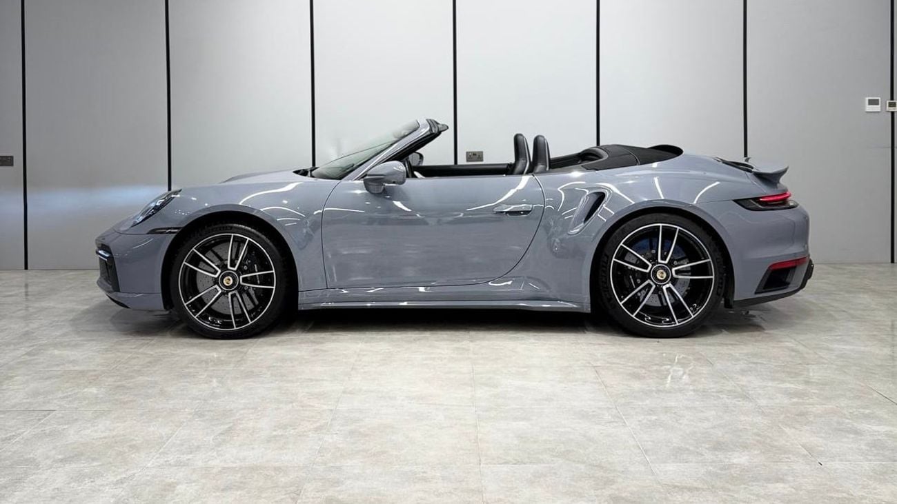 بورش 911 Turbo S 3.8L (640 HP) Convertible
