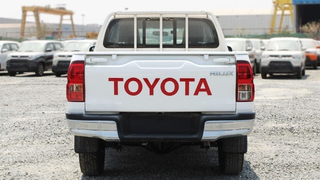 Toyota Hilux GL TOYOTA  HILUX 2.7L MT BASIC GCC