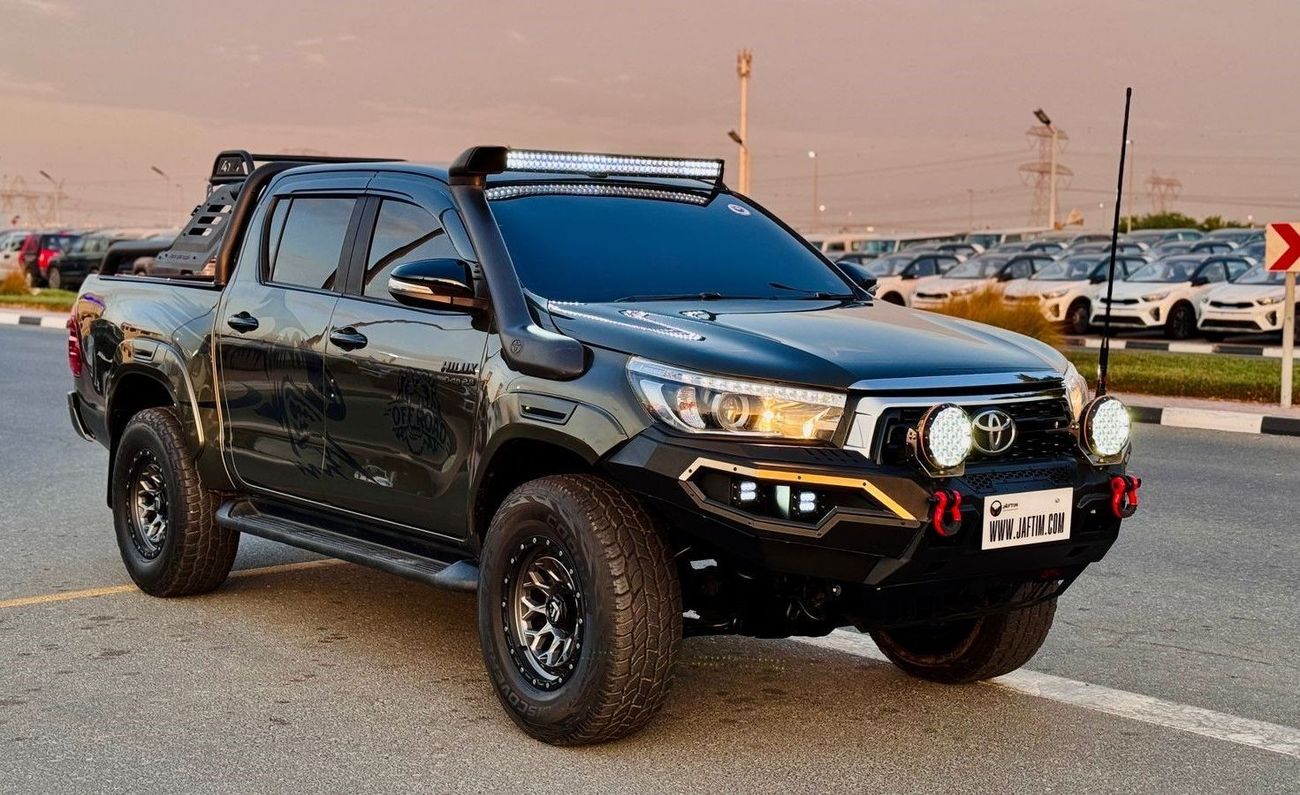 تويوتا هيلوكس -