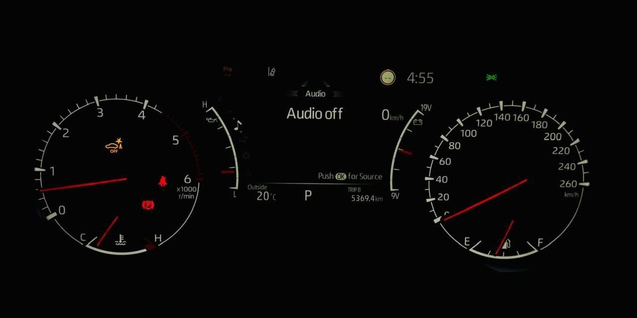 Toyota Land Cruiser Sahara( top of the line trim) RHD 3.3L V6 Twin-Turbo Diesel Engine Automatic Gear 4WD 7 Seats 5 Door