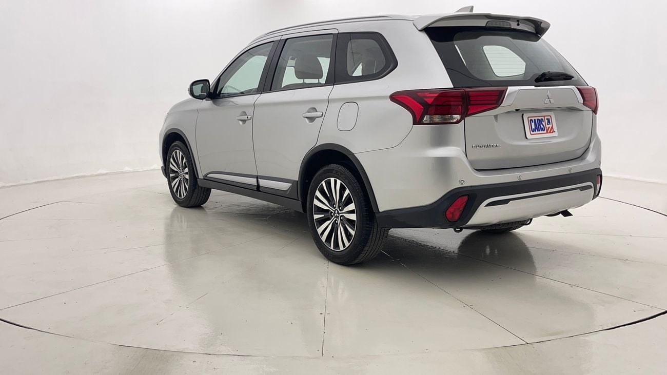 ميتسوبيشي آوتلاندر GLX MID LINE 2.4 | بدون دفعة مقدمة | اختبار القيادة في المنزل