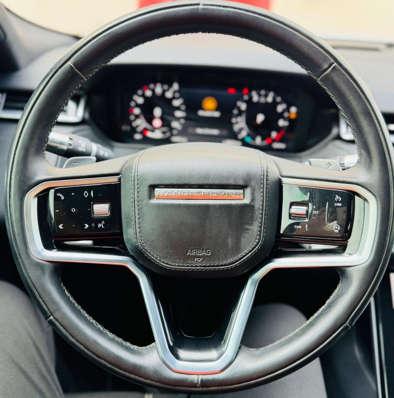 Land Rover Range Rover Velar R-DYNAMIC