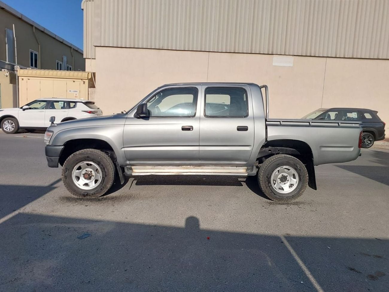 تويوتا هيلوكس TOYOTA HILUX PICKUP RHD 2003 MODEL 3.0 L DIESEL MANUAL(PM28834)