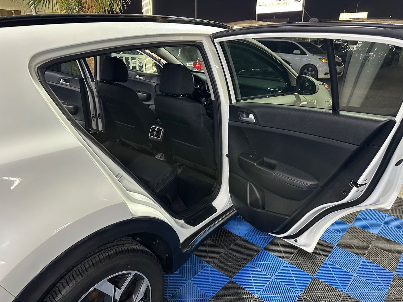 كيا سبورتيج EX Top 2.4L