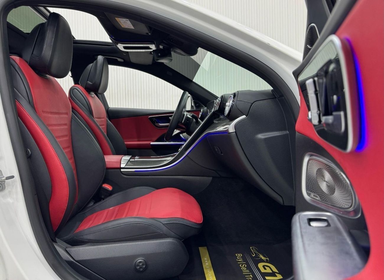 مرسيدس بنز C 200 Premium 2.0L 2024 Mercedes Benz C200 AMG, 2 Years Mercedes Warranty, Very Low Kms, GCC