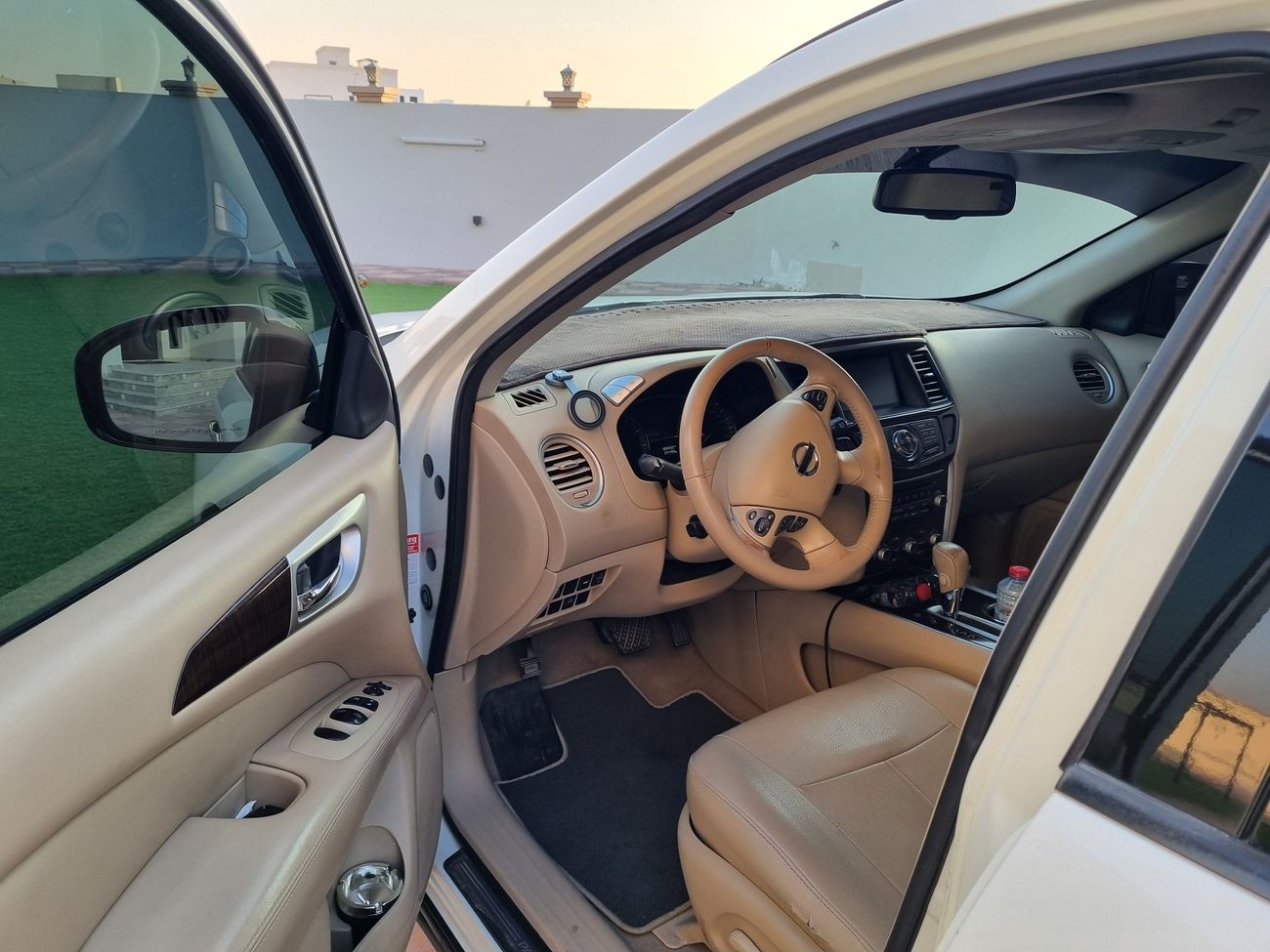 Nissan Pathfinder SV 3.5L