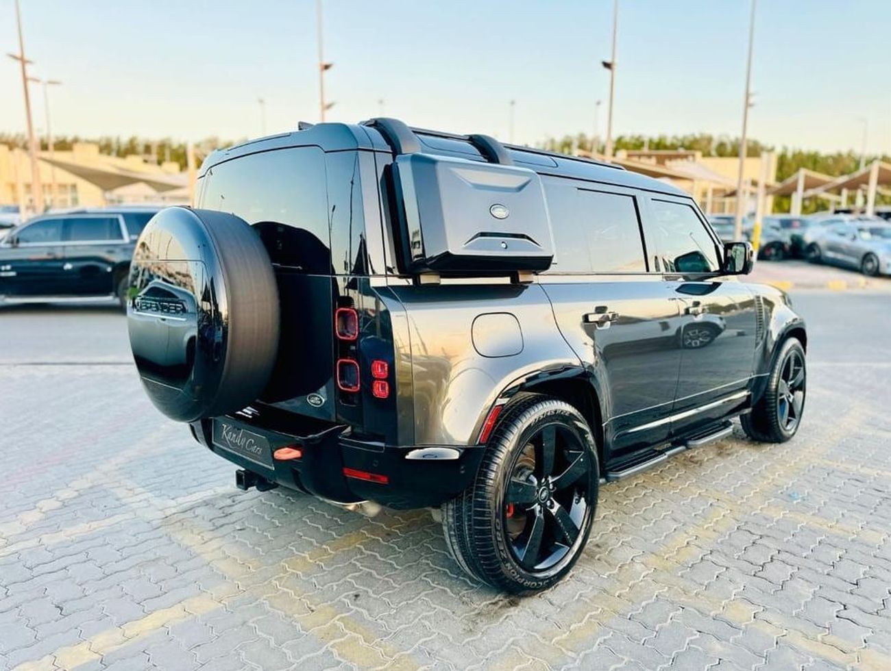 لاند روفر ديفندر 110 X P400 3.0L | Monthly AED 5950/- | 0% DP | Blindspot | Leather Interior | # 92966