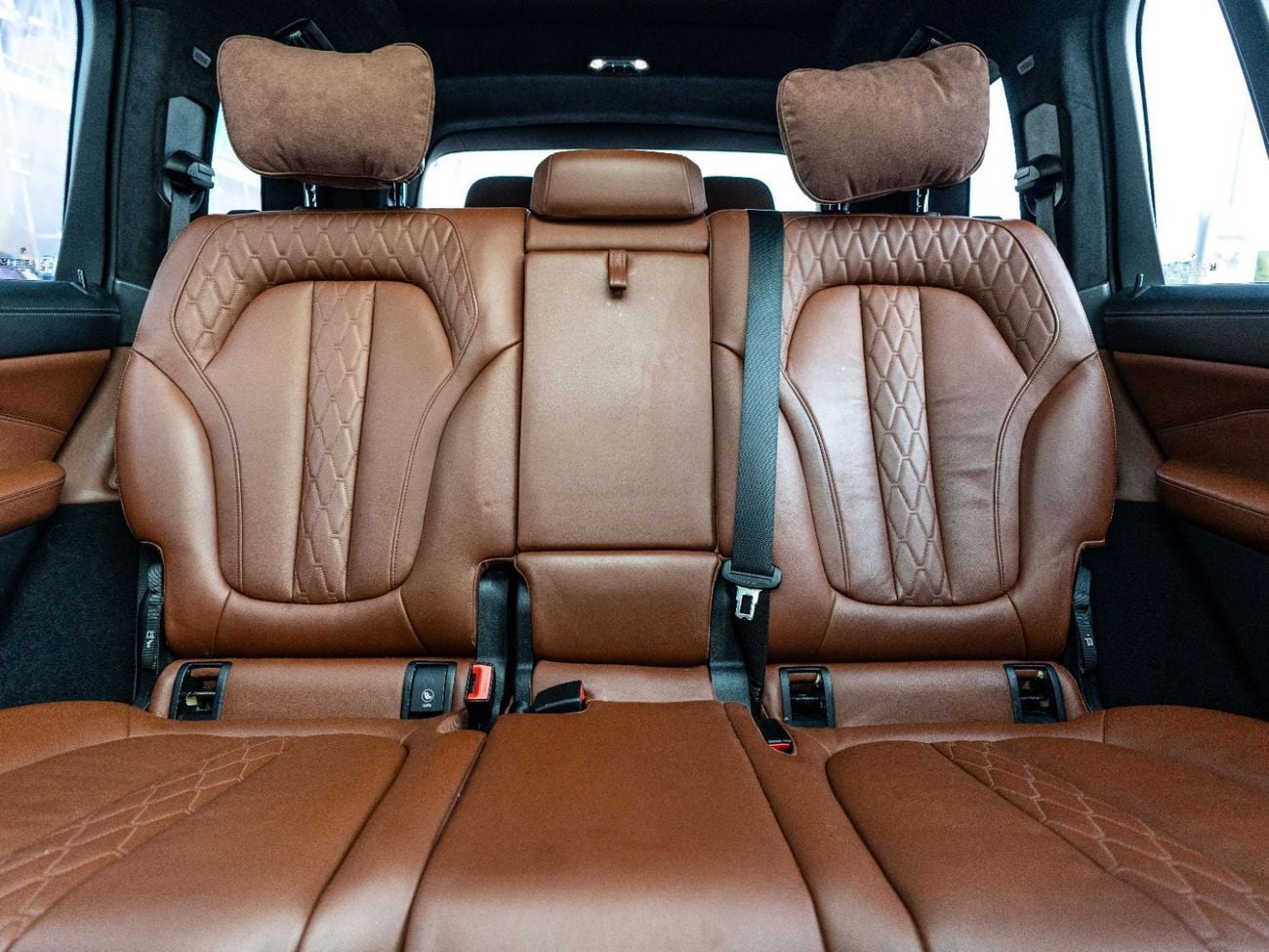 بي أم دبليو X7 M50i 4.4L (523 HP)