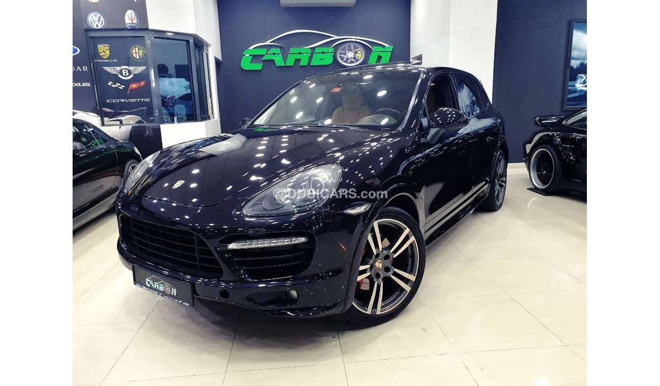 Porsche Cayenne 2013 - GCC - ONE YEAR WARRANTY - ( 1,600 AED PER MONTH/ 4YRS )