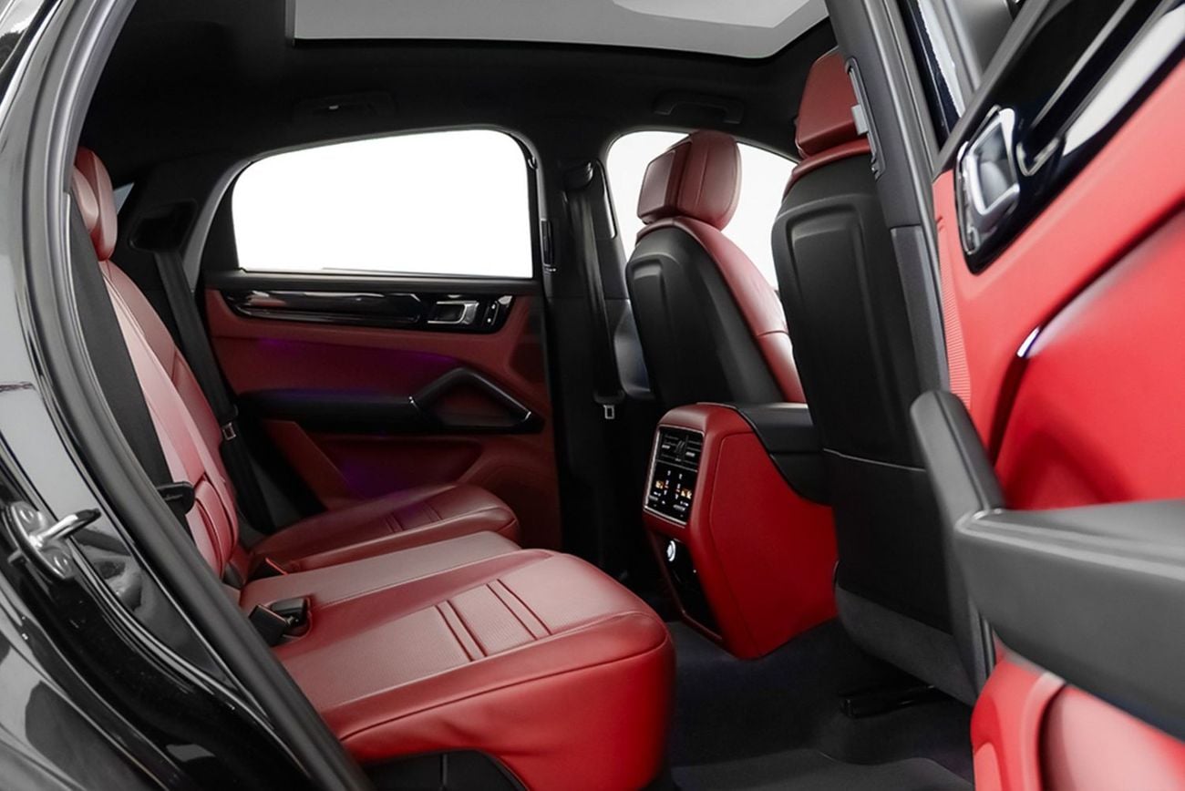 Porsche Cayenne STD
