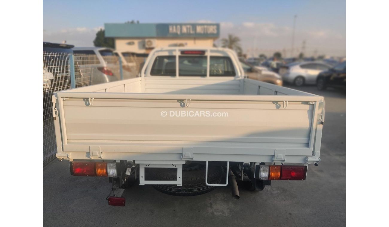 إيسوزو D ماكس Single Cab Pup 2.5L Diesel Manual - White - HQ0037