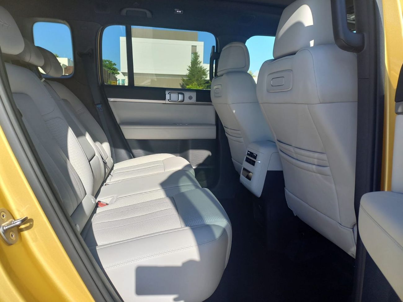 بي واي دي ليوبارد تيتانيوم 7