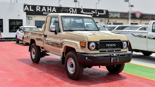 تويوتا لاند كروزر بيك آب 4.0L V6 Single Cabin Auto Transmission
