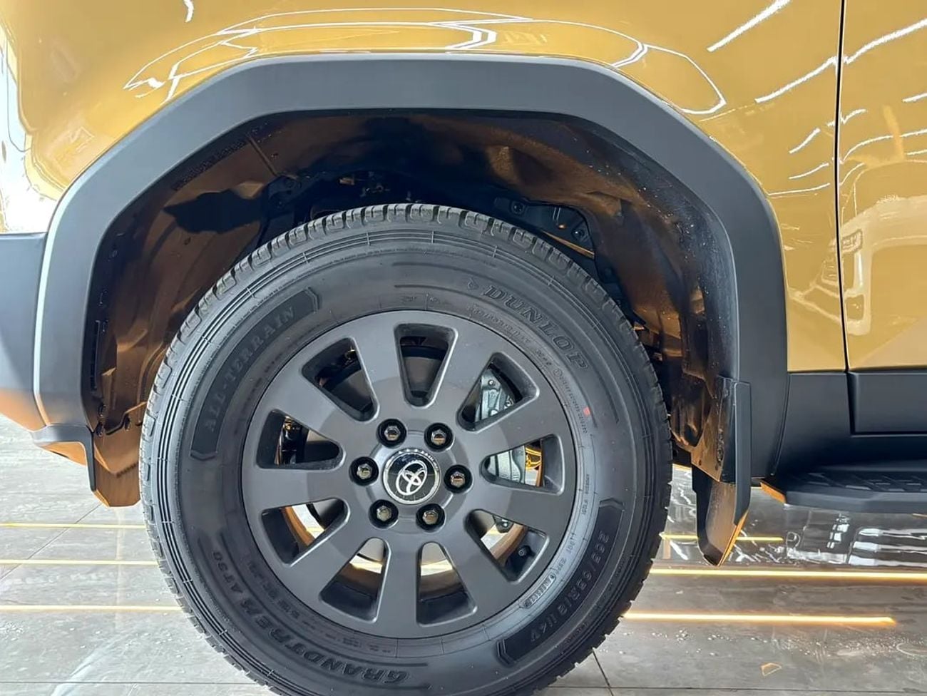 Toyota Prado VXR GCC Specs