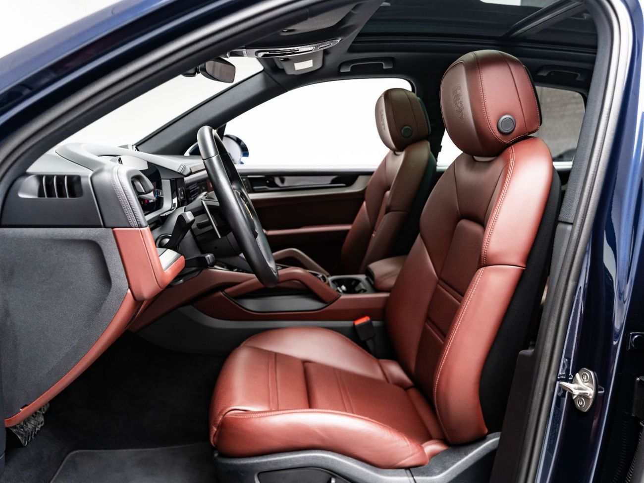 بورش كايان Base