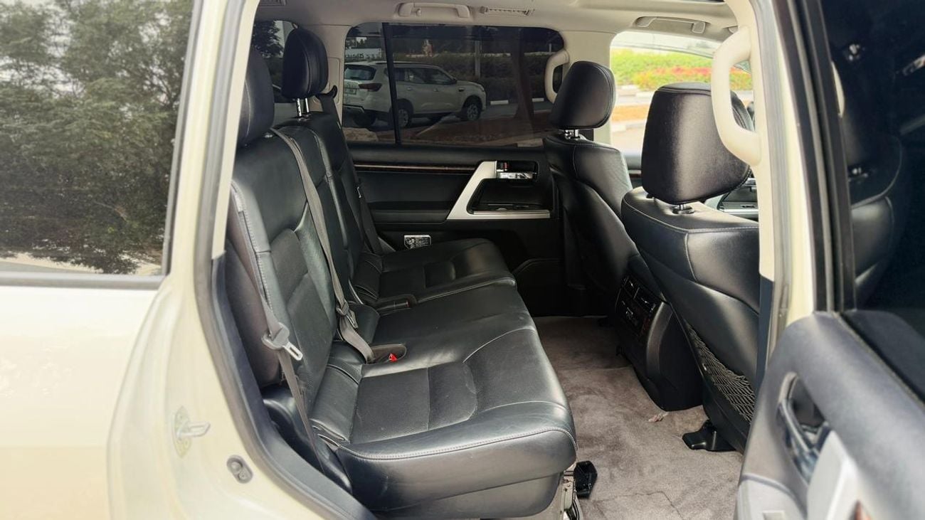 Toyota Land Cruiser AFTER MARKET OFF-ROAD MODIFIED | ARB BULL BAR | AUTO | SIDE AWNING CAMPING TENT | 4.5L DIESEL ENGINE