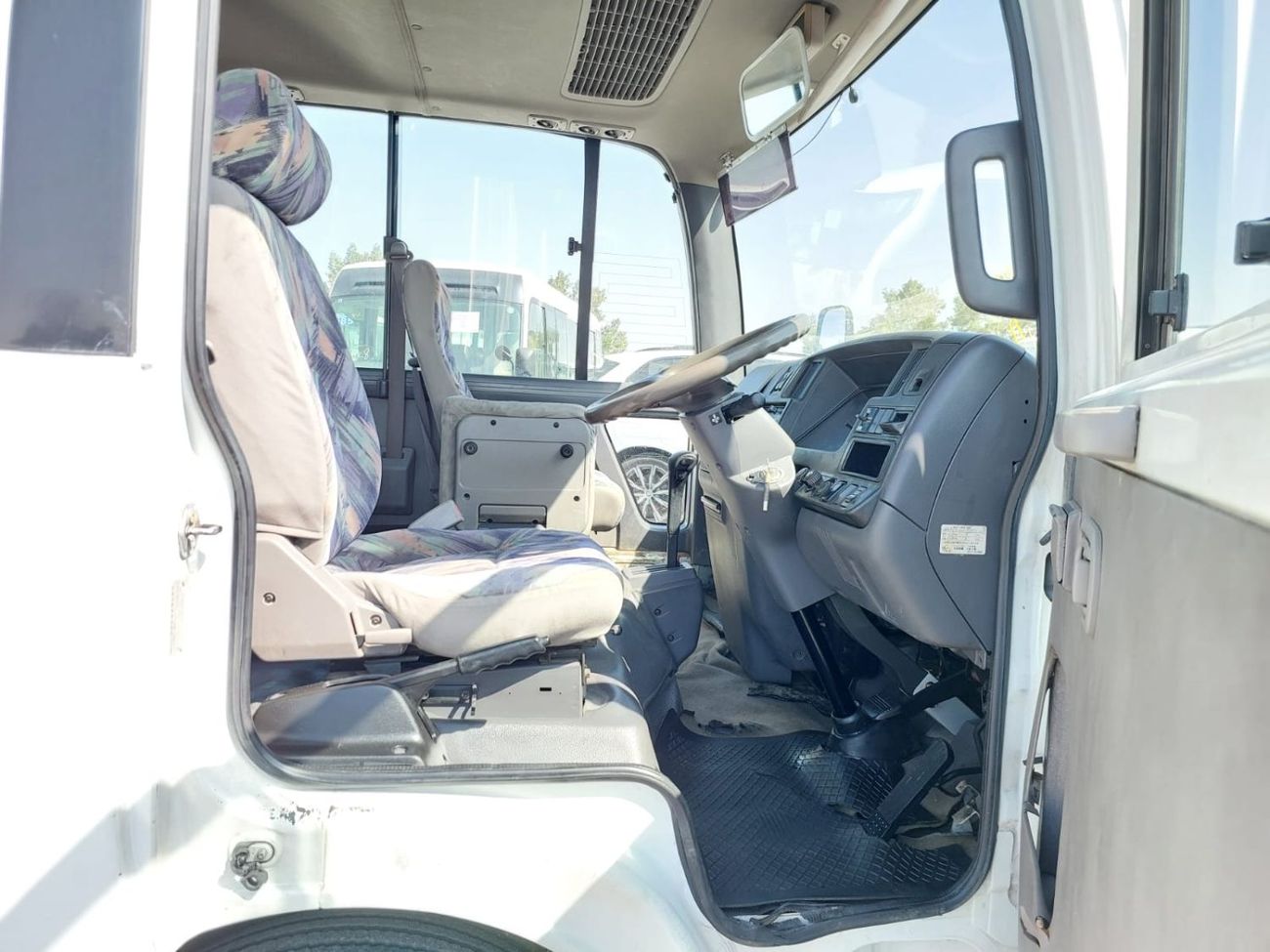 Nissan Civilian (RAMADAN OFFER) NISSAN CIVILIAN BUS RHD 2001 MODEL 4.2 L DIESEL AUTOMATIC(PM05203)