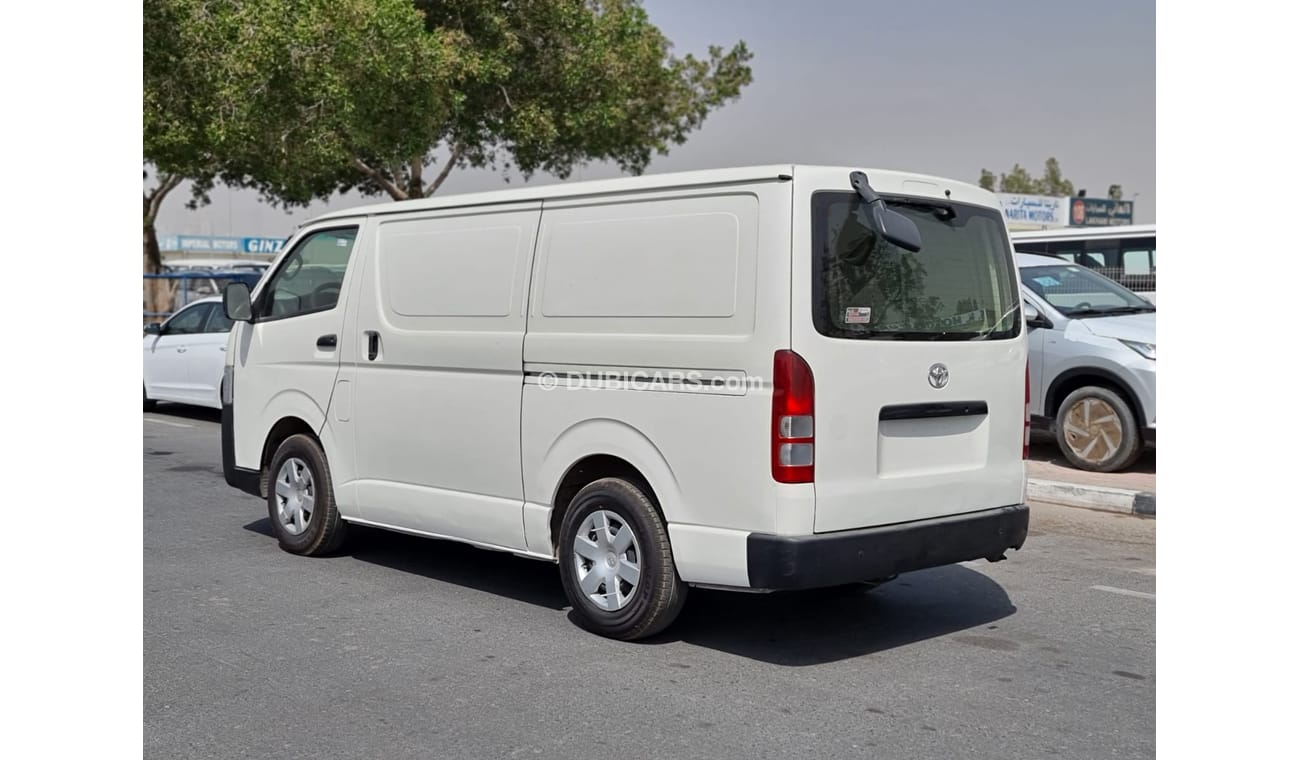 Toyota Hiace TOYOTA HIACE CARGO VAN 2018, RTA PASS ( LOT # 887)