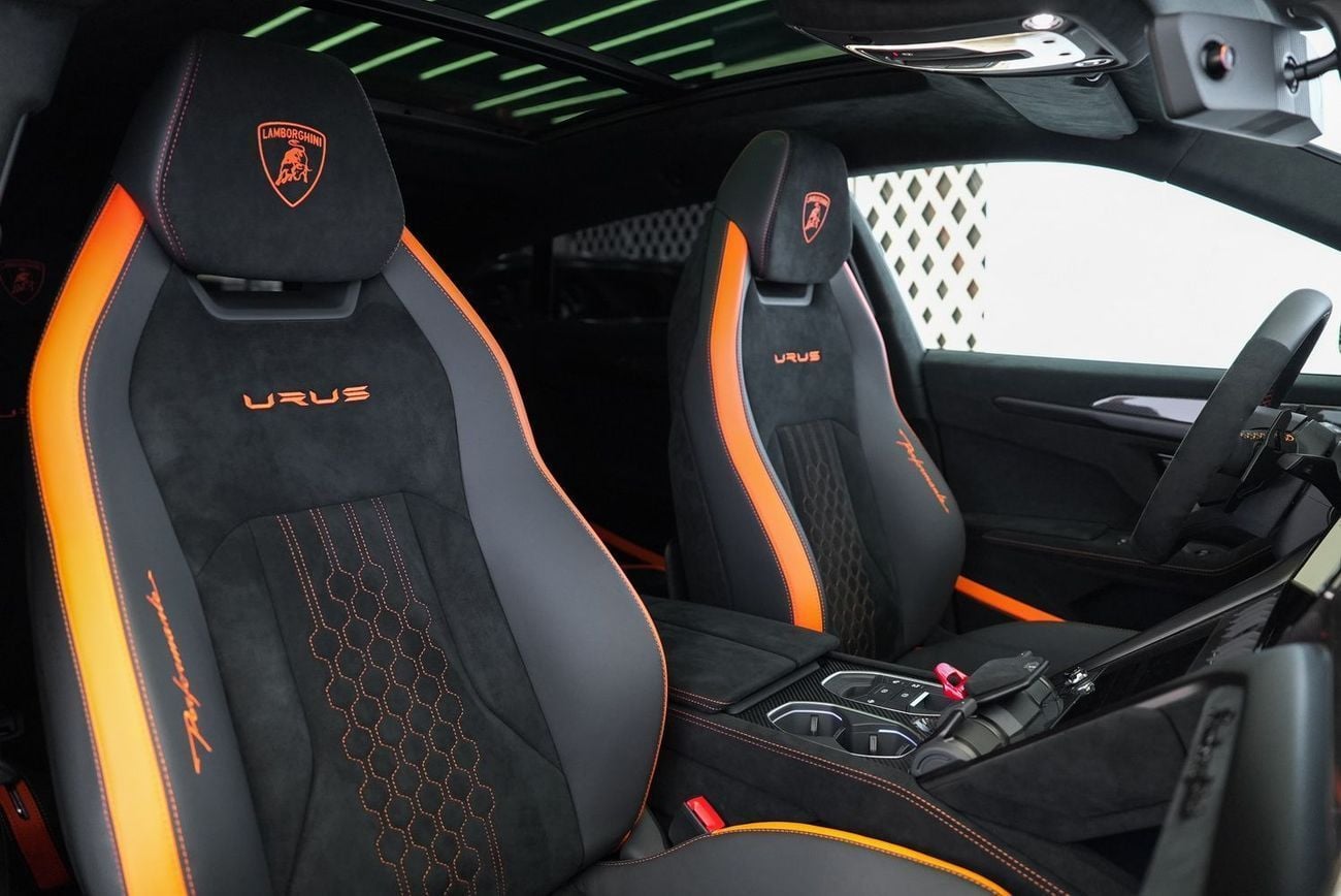 لامبورغيني اوروس 4.0T V8 Performante