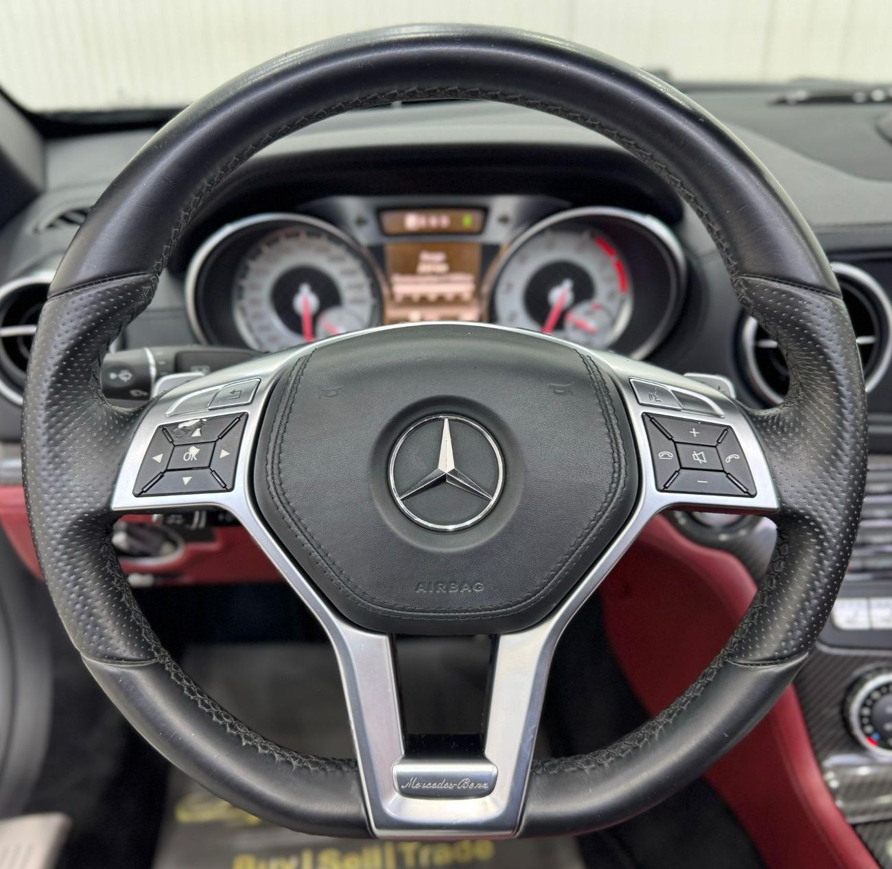 Mercedes-Benz SL 500 Std 4.7L 2013 Mercedes-Benz SL500, Full Service History, Excellent Condition, GCC