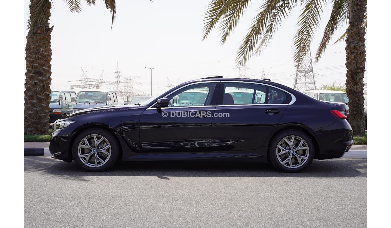 BMW i3 2023 BMW I3 E-DRIVE 35L / SEDAN / RWD / 0 KM