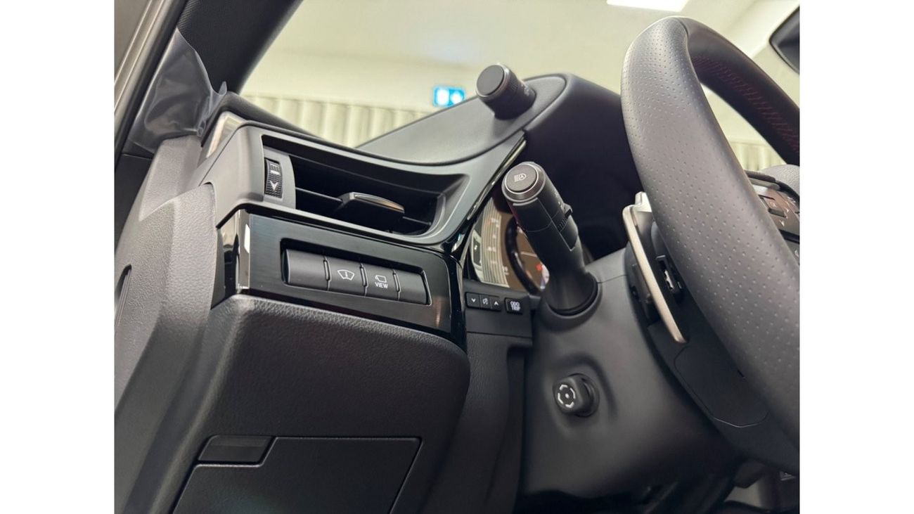 Lexus ES350 Brand New . GCC . Warranty .. Service .. F sport . Top Range