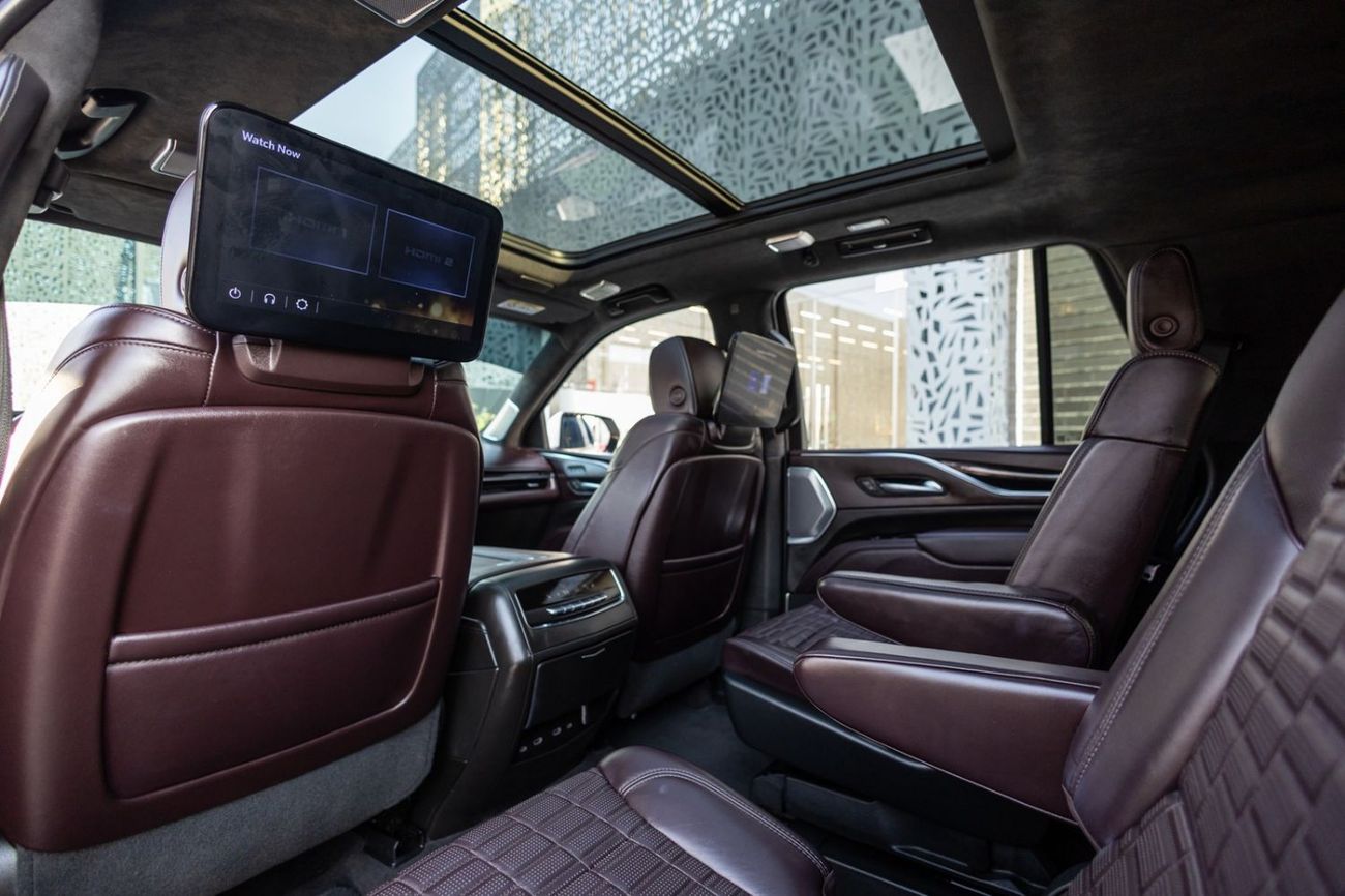 Cadillac Escalade SPORT PLATINUM Cadillac Escalade 2023 European Specs | Warranty