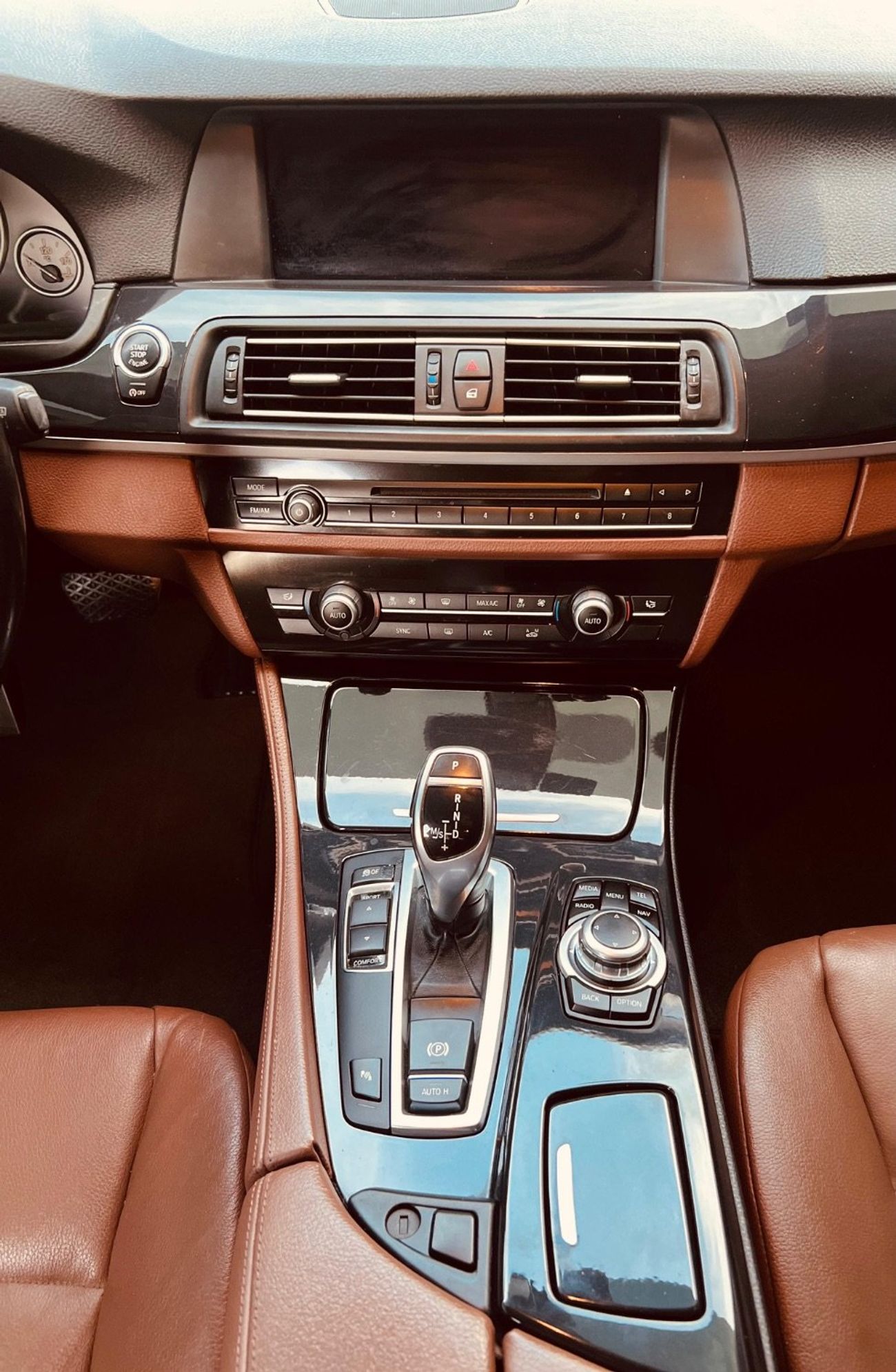 BMW 535i Luxury 3.0L