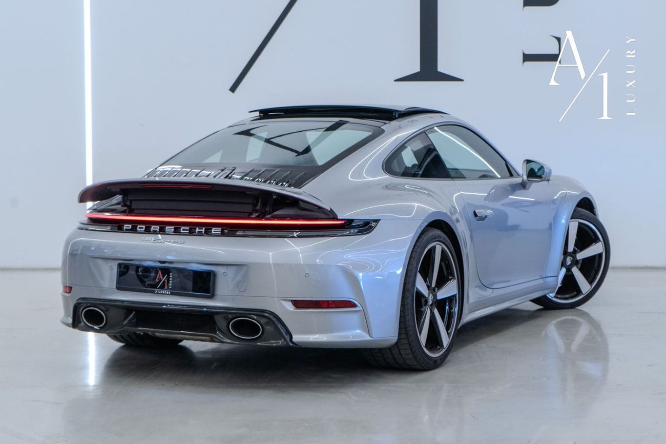 بورش 911 Carrera 2 3.0L (394 HP) Coupe 2025 Porsche Warranty, Very Low Kms, Sport Chrono Package, GCC