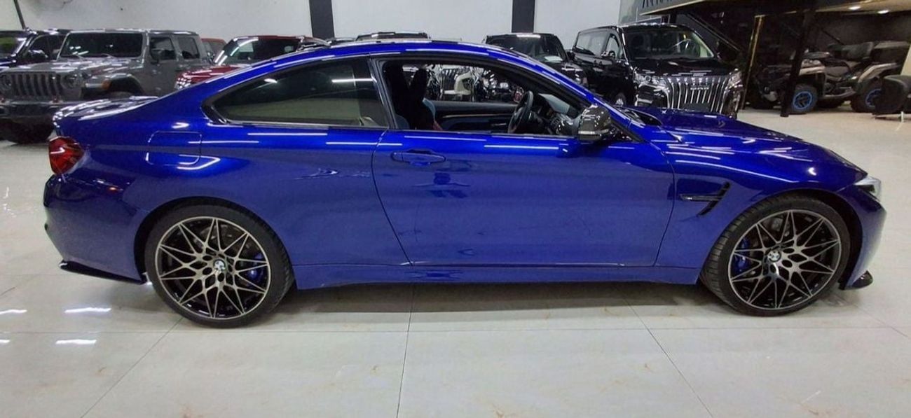 BMW M4 3.0T Competition M xDrive 3.0L