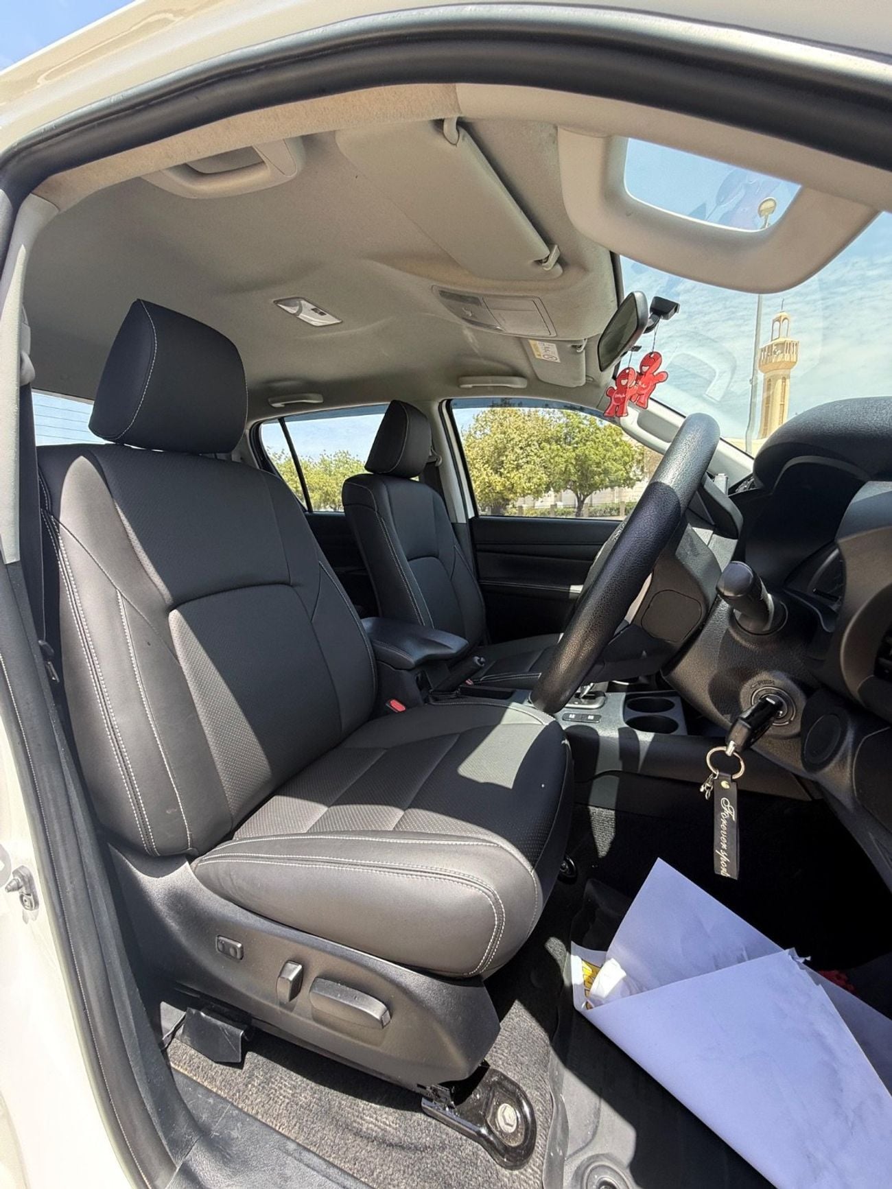 تويوتا هيلوكس SR5 export from Australia