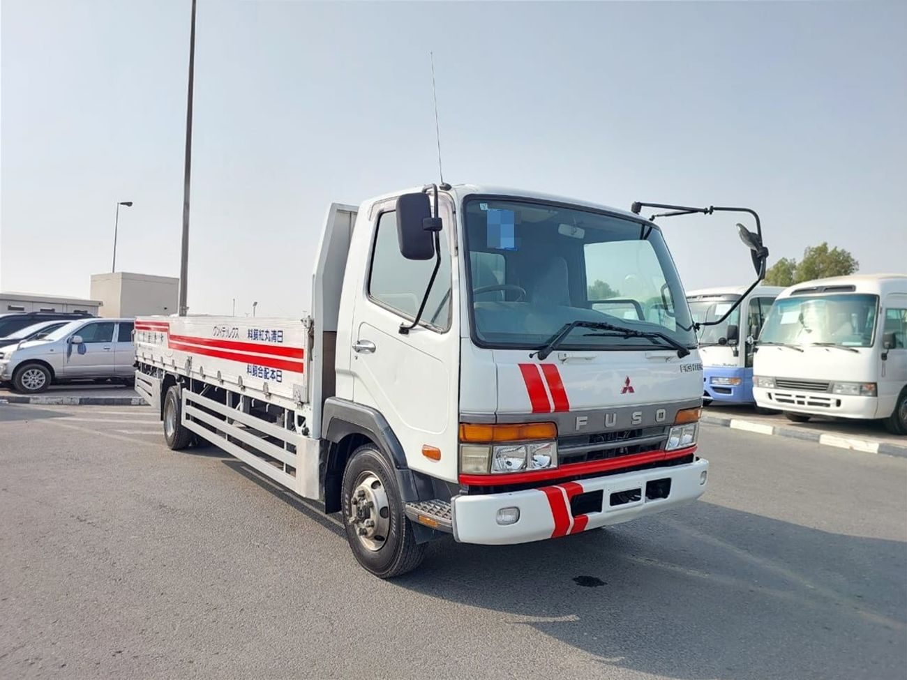 Mitsubishi Fighter MITSUBISHI FIGHTER TRUCK RHD 1998 MODEL 8.2 L DIESEL MANUAL(PM40025)