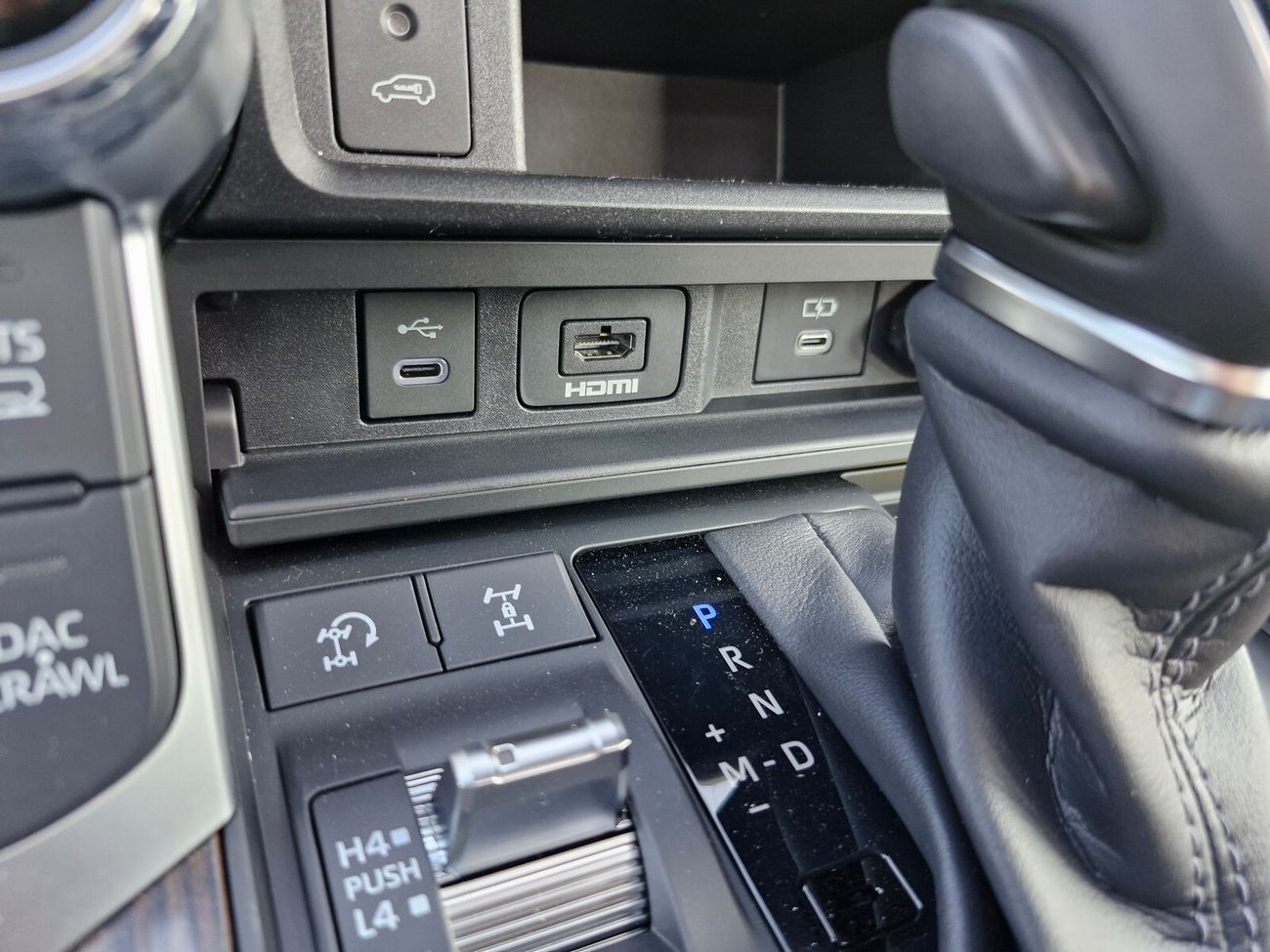 Toyota Land Cruiser GXR 2025 3.3L Diesel 4X4 7-Seats Brand New 0Km