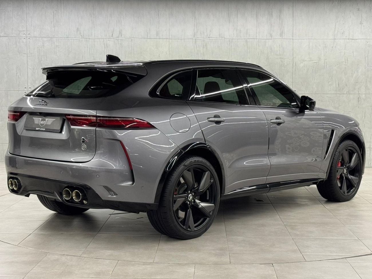 Jaguar F-PACE SVR 5.0L