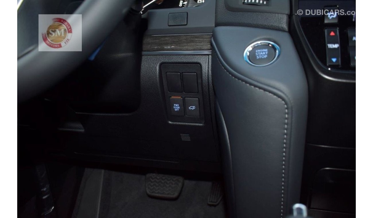 تويوتا لاند كروزر 200 GX-R V8 4.6L PETROL 8 SEAT AUTOMATIC GRAND TOURING