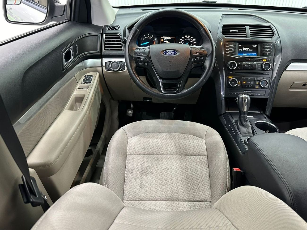 Ford Explorer 2018 Ford Explorer 7 Seater, Warranty, Full Service History, Excellent Condition, GCC