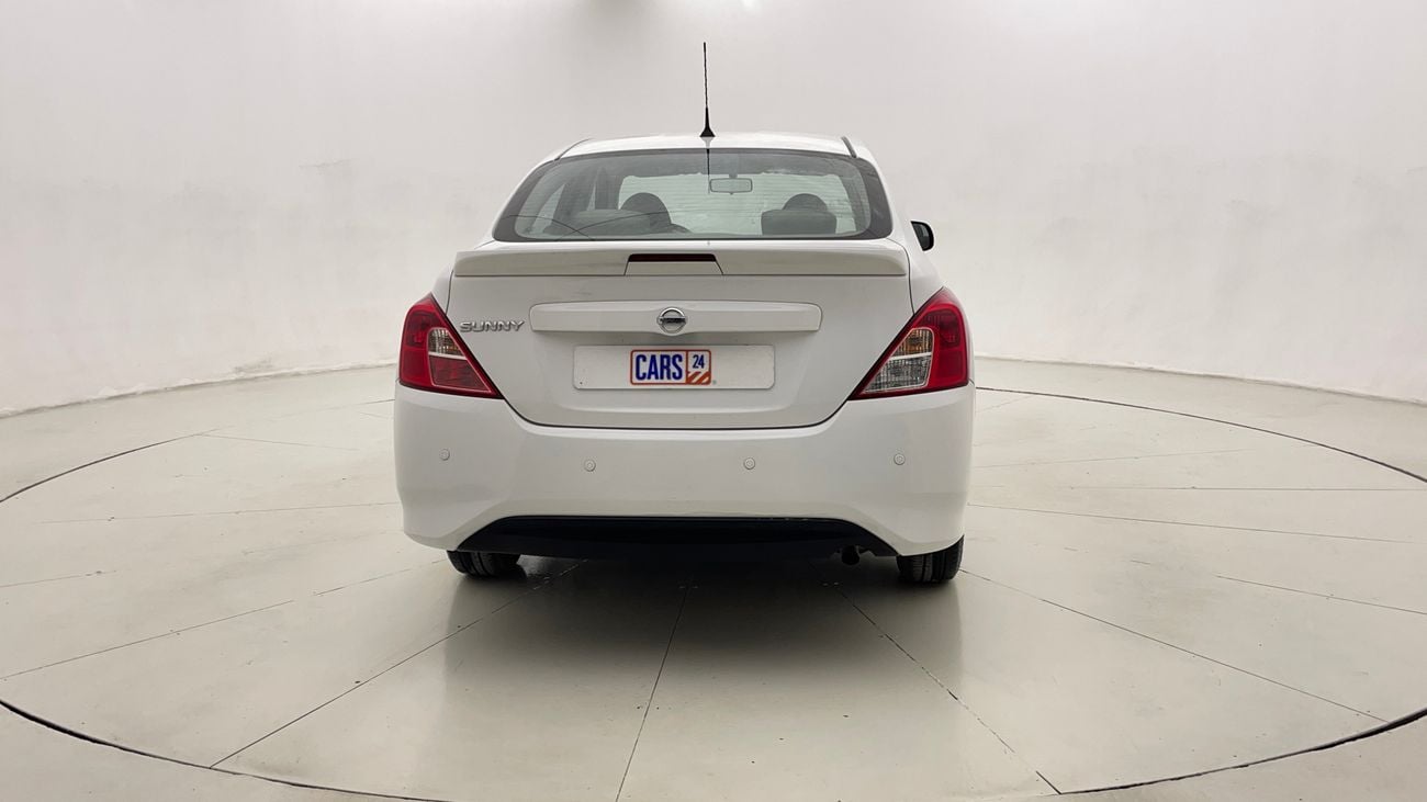 نيسان صني SV 1.5 | بدون دفعة مقدمة | اختبار القيادة في المنزل