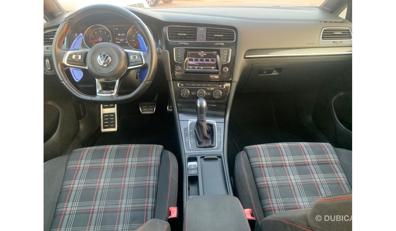 فولكس واجن جولف Volkswagen Golf GTI_Gcc_2014_Excellent_Condition _Full option