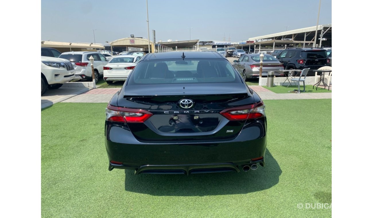 Used Toyota Camry SE 2021 for sale in Dubai 547421
