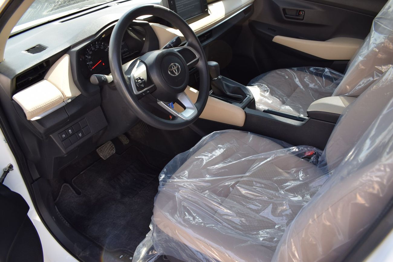 Toyota Yaris 1.5L G Toyota Yaris Sedan 1.5L , Model:2023. Only done 69000 km