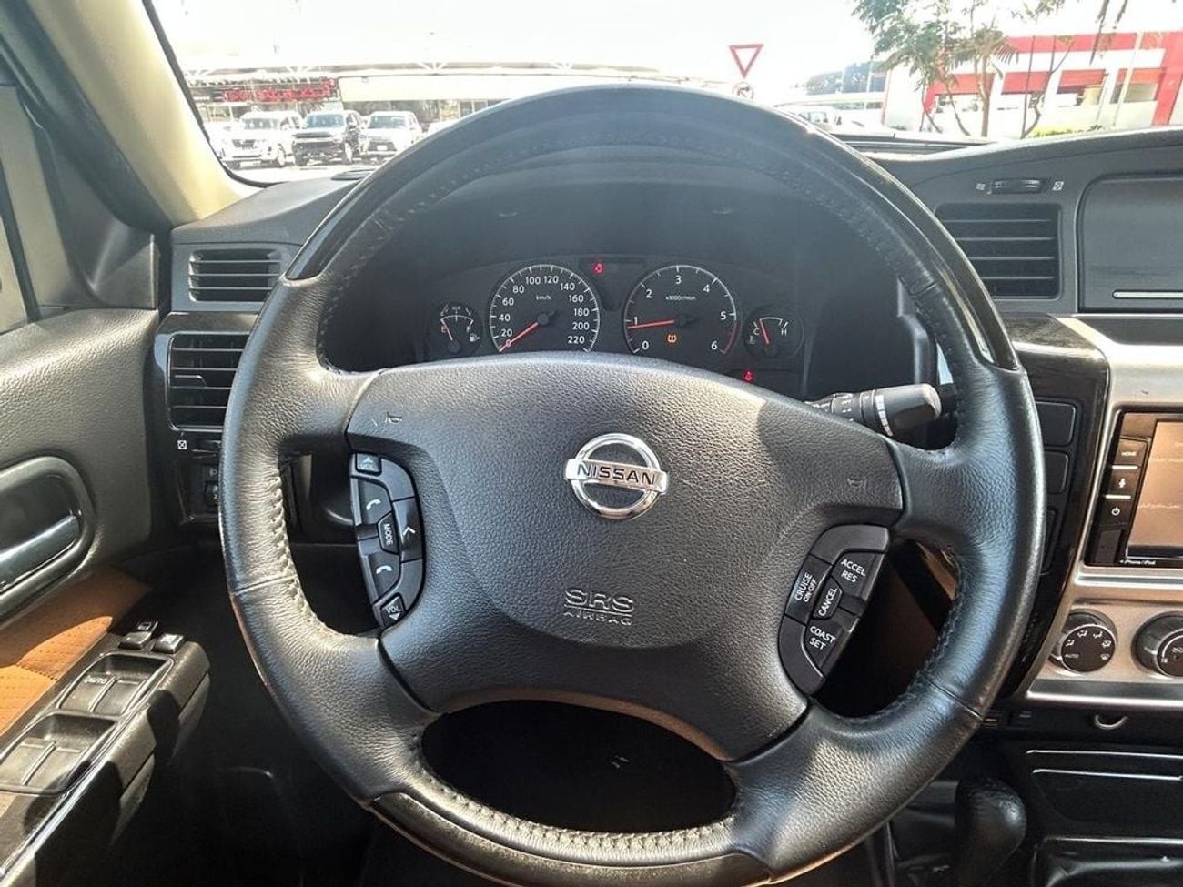 نيسان باترول سوبر سفاري SUPER SAFARI MANUAL TRANSMISSION 2021 GCC SINGLE OWNER IN MINT CONDITION