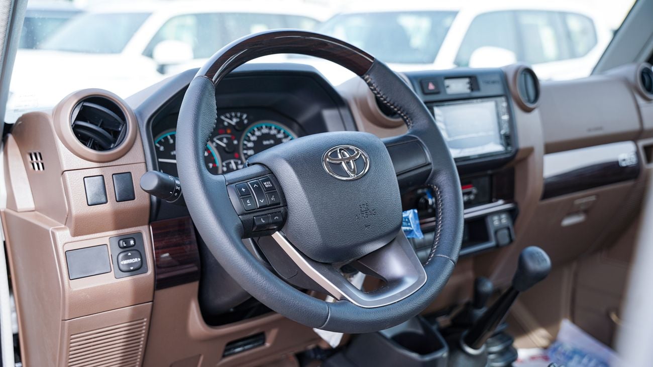 Toyota Land Cruiser Pick Up