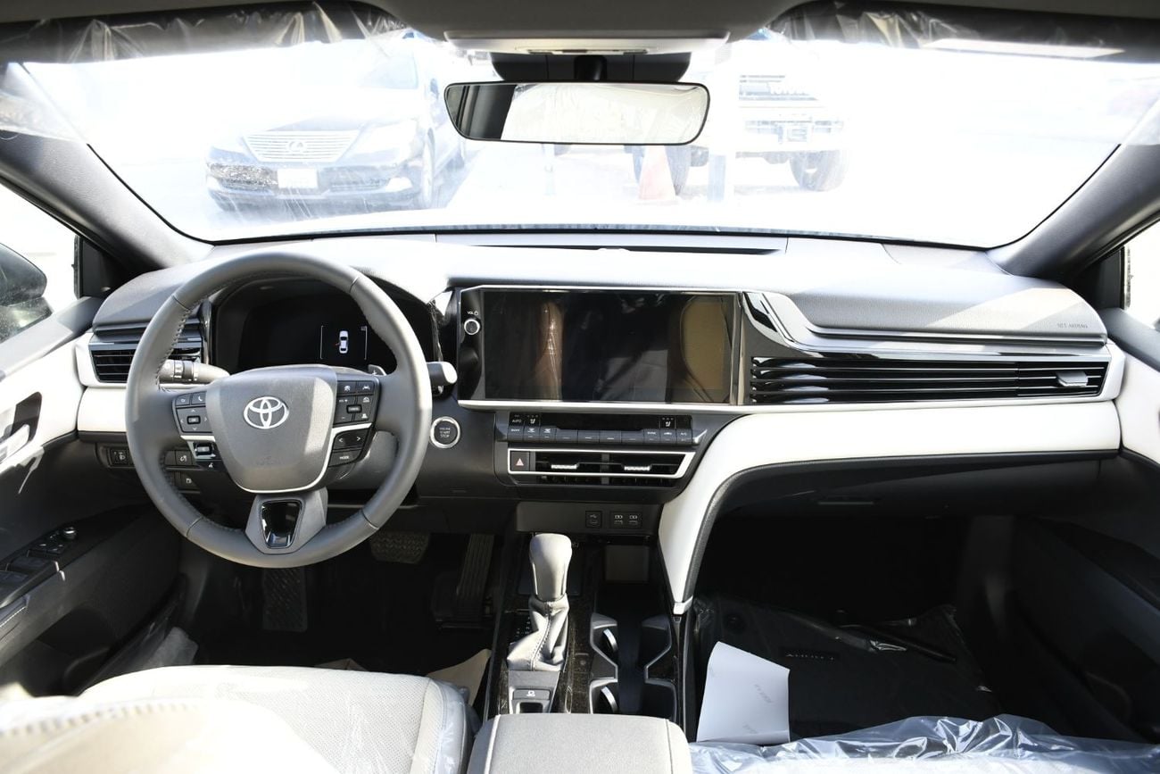 Toyota Camry GLE 2.5L PETROL (READY STOCK)