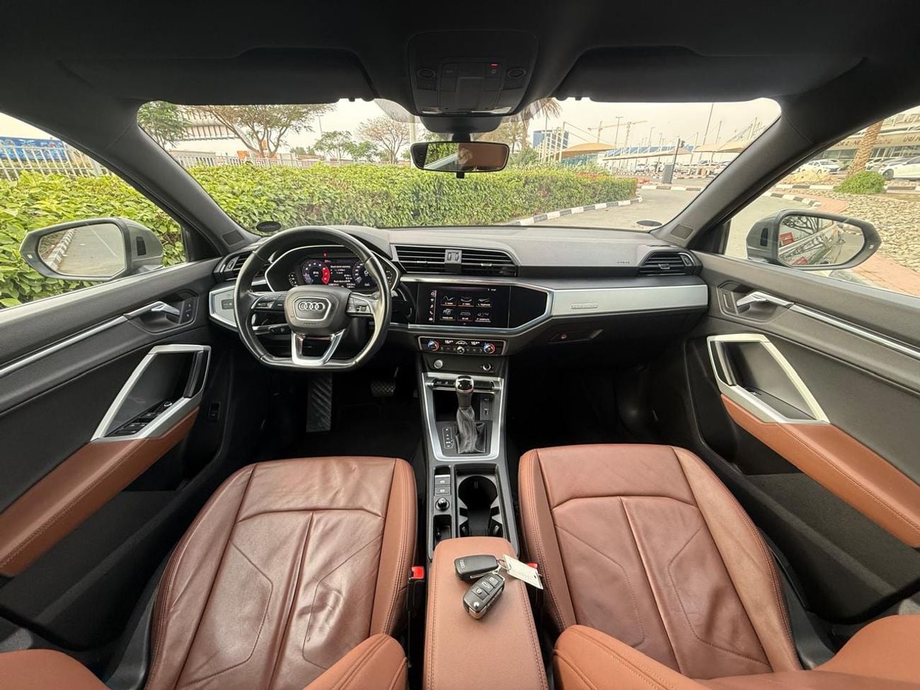 أودي Q3 40 TFSI S Line 2.0L FWD