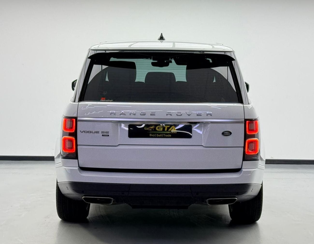 Land Rover Range Rover 2020 Range Rover Vogue SE P525, Warranty, Full Land Rover Service History, GCC Specs