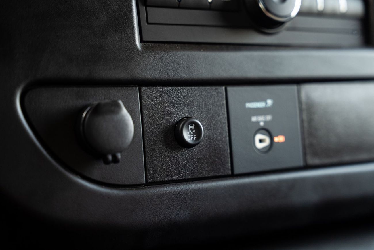 جي أم سي سافانا 3500 Cargo Extended Wheelbase 2023 GCC 6.6L V8 0Kms