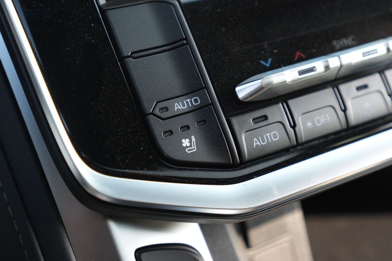 تويوتا لاند كروزر GXR 4.0L