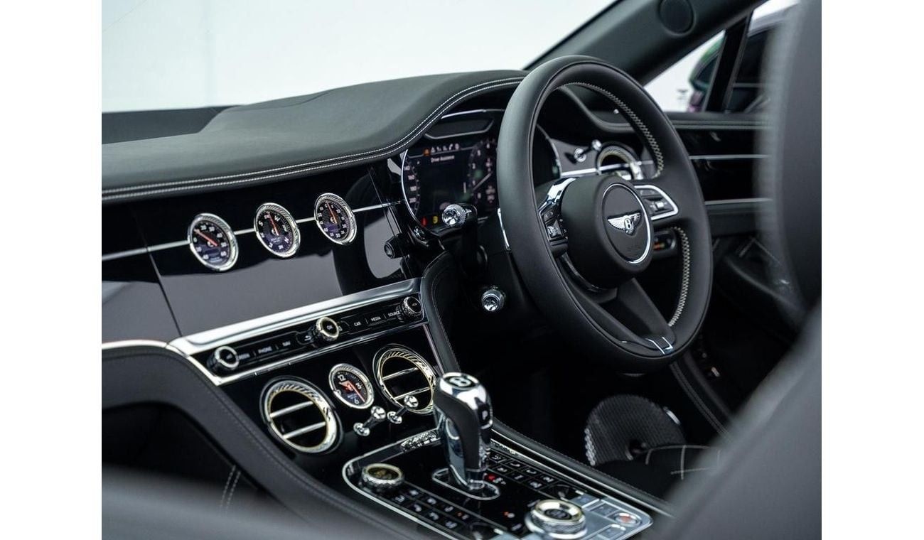 بنتلي كونتيننتال GTC 6.0L 6.0 W12 GTC Speed Convertible RIGHT HAND DRIVE